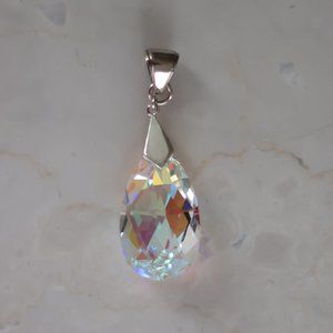 Caroline Neron - Crystal Pendant